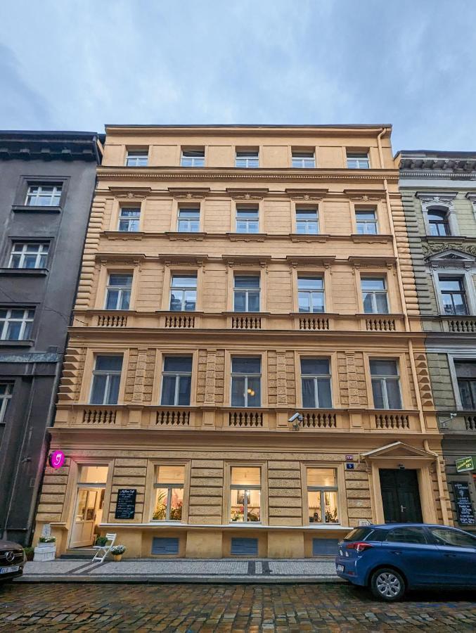 Stru House By Prague Days - Luxurious Apartments Next To National Theatre Exterior photo