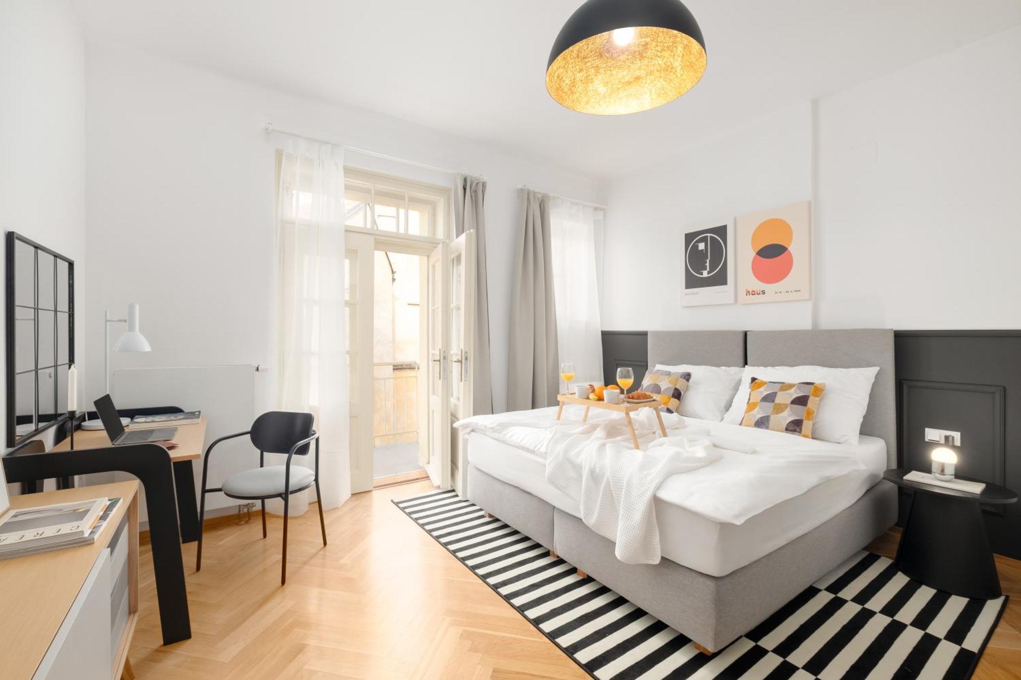 Stru House By Prague Days - Luxurious Apartments Next To National Theatre Exterior photo