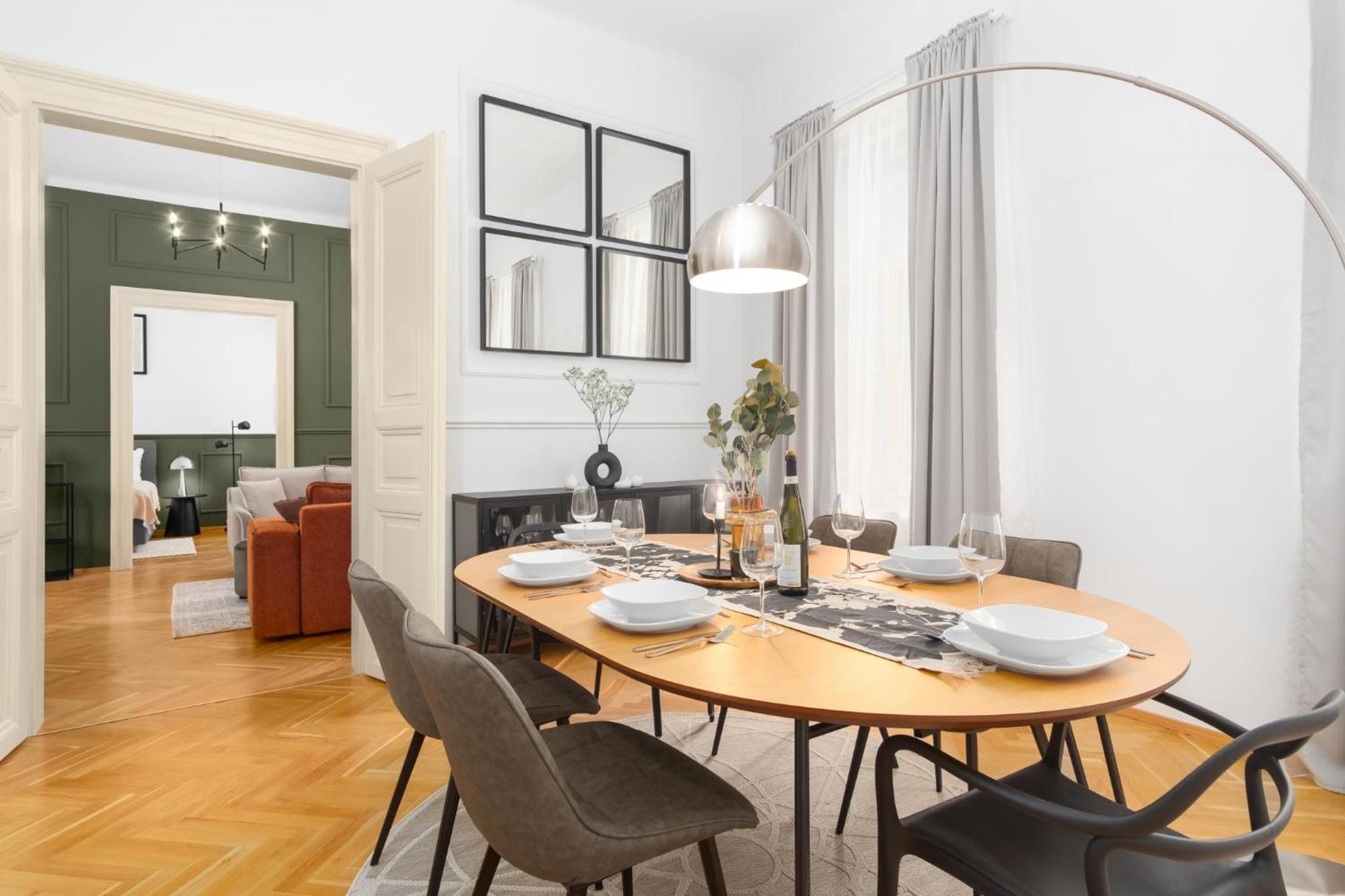 Stru House By Prague Days - Luxurious Apartments Next To National Theatre Exterior photo